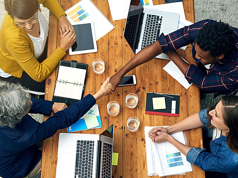 __0013_ESTRATÉGIAS DE RELACIONAMENTO E EXPERIÊNCIA DO CLIENTE